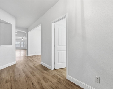 4516 Remuda Lane - Photo Thumbnail 1