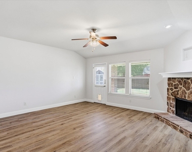 4516 Remuda Lane - Photo Thumbnail 4