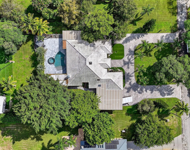 5928 Nw 77th Terrace - Photo Thumbnail 9