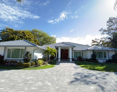 5928 Nw 77th Terrace - Photo Thumbnail 2