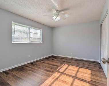 2301 Se 4th Street - Photo Thumbnail 22