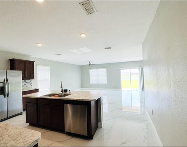 2251 Sw Garfield Drive Sw - Photo Thumbnail 13