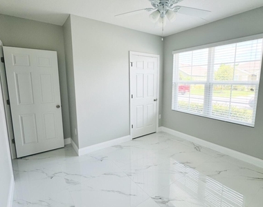 2251 Sw Garfield Drive Sw - Photo Thumbnail 24
