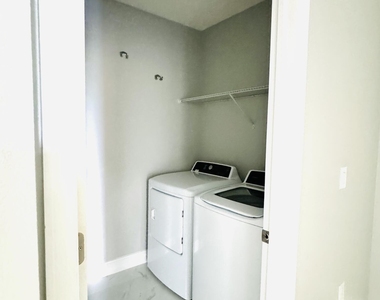 2251 Sw Garfield Drive Sw - Photo Thumbnail 1