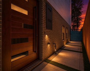 708 W 10th Street - Photo Thumbnail 1