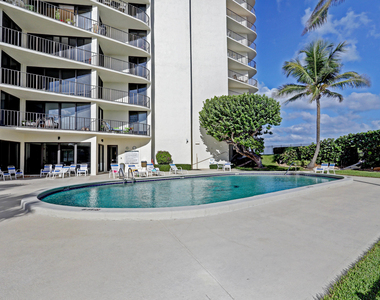 5420 N Ocean Drive - Photo Thumbnail 17