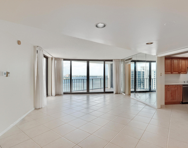 5420 N Ocean Drive - Photo Thumbnail 48