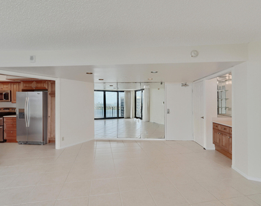 5420 N Ocean Drive - Photo Thumbnail 18