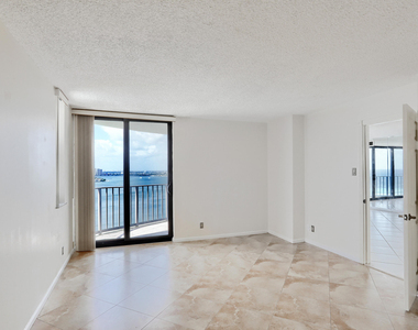 5420 N Ocean Drive - Photo Thumbnail 25