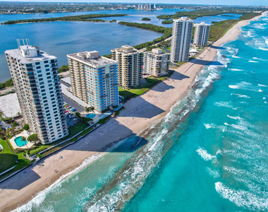 5420 N Ocean Drive - Photo Thumbnail 2