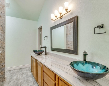 4409 New Meadow Drive - Photo Thumbnail 10