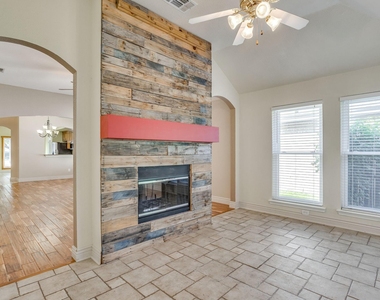 4409 New Meadow Drive - Photo Thumbnail 8