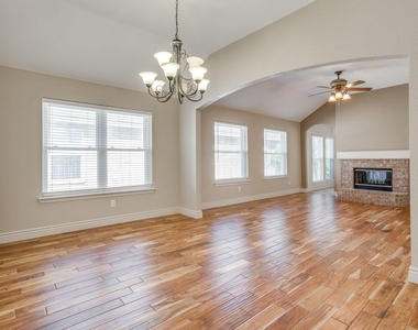 4409 New Meadow Drive - Photo Thumbnail 4
