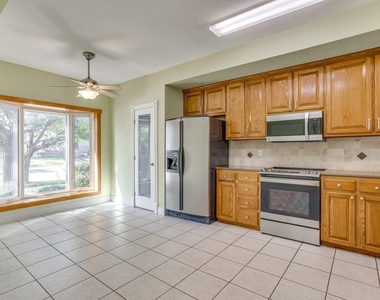 4409 New Meadow Drive - Photo Thumbnail 2