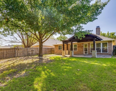 4409 New Meadow Drive - Photo Thumbnail 16