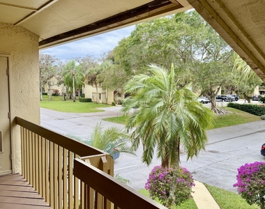 13135 Chadwick Court - Photo Thumbnail 12