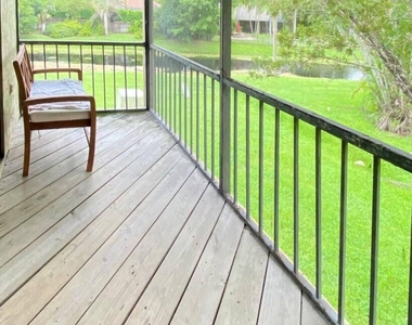 13135 Chadwick Court - Photo Thumbnail 18
