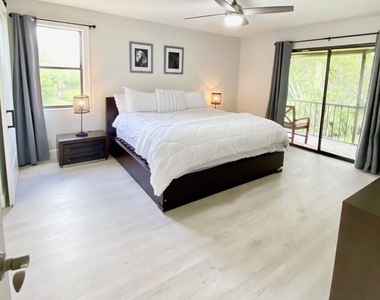 13135 Chadwick Court - Photo Thumbnail 3
