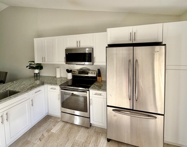 13135 Chadwick Court - Photo Thumbnail 1