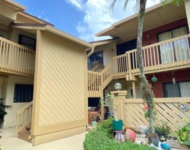 13135 Chadwick Court - Photo Thumbnail 15