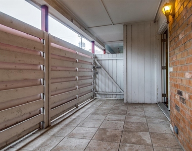 4719 Skillman Street - Photo Thumbnail 16