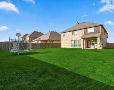 229 Clairmont Drive - Photo Thumbnail 39