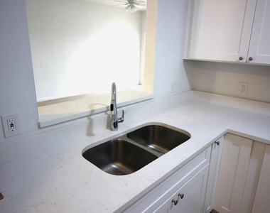 1145 Golden Lakes Boulevard - Photo Thumbnail 9