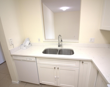 1145 Golden Lakes Boulevard - Photo Thumbnail 12