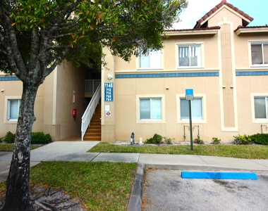 1145 Golden Lakes Boulevard - Photo Thumbnail 43