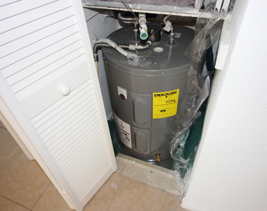 1145 Golden Lakes Boulevard - Photo Thumbnail 33