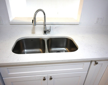 1145 Golden Lakes Boulevard - Photo Thumbnail 13