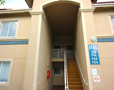 1145 Golden Lakes Boulevard - Photo Thumbnail 44