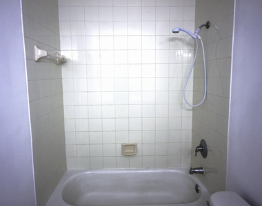 1145 Golden Lakes Boulevard - Photo Thumbnail 42