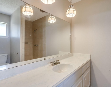 6528 Winifred Drive - Photo Thumbnail 19