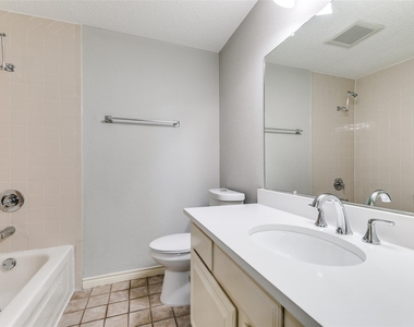 6123 Oram Street - Photo Thumbnail 10