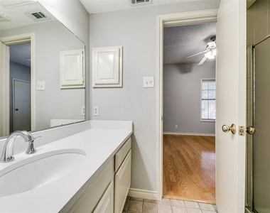 6123 Oram Street - Photo Thumbnail 8