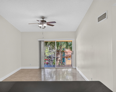 10765 Cleary Boulevard - Photo Thumbnail 4