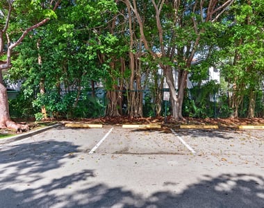 10765 Cleary Boulevard - Photo Thumbnail 26