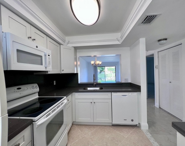 5200 Nw 31st Avenue - Photo Thumbnail 1