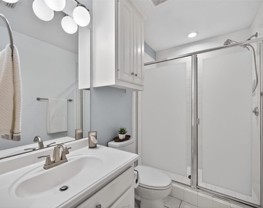 1507 Hunters Creek Drive - Photo Thumbnail 13