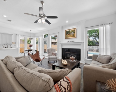 1507 Hunters Creek Drive - Photo Thumbnail 6