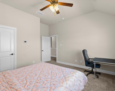 4704 Bonfire Way - Photo Thumbnail 27