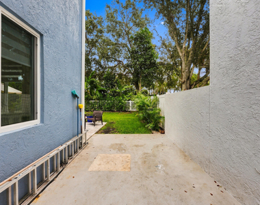 7930 Rockport Circle - Photo Thumbnail 46