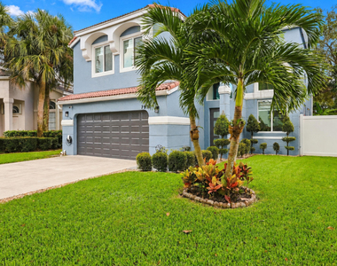 7930 Rockport Circle - Photo Thumbnail 3