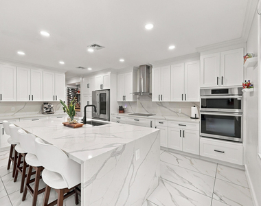 7930 Rockport Circle - Photo Thumbnail 18