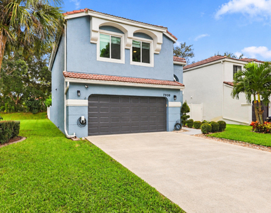 7930 Rockport Circle - Photo Thumbnail 4