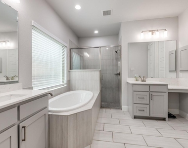 820 Manchester Avenue - Photo Thumbnail 16