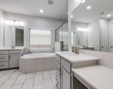 820 Manchester Avenue - Photo Thumbnail 17