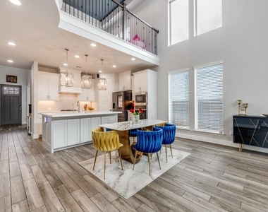 820 Manchester Avenue - Photo Thumbnail 8