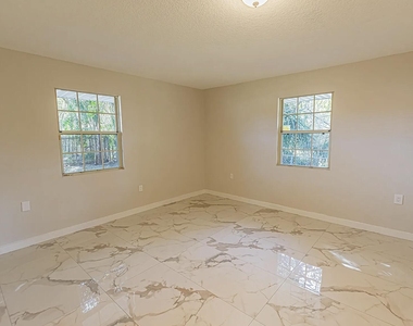 2312 N 42nd Street - Photo Thumbnail 1